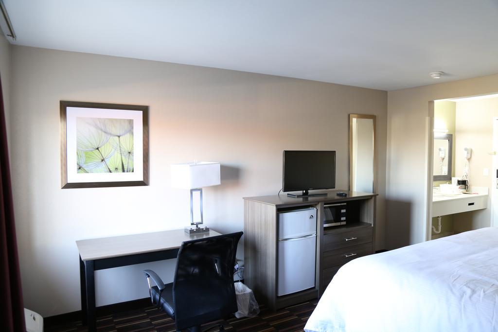 Baymont By Wyndham Plano Otel Dış mekan fotoğraf