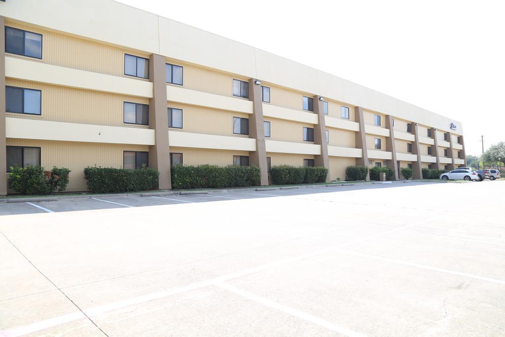 Baymont By Wyndham Plano Otel Dış mekan fotoğraf